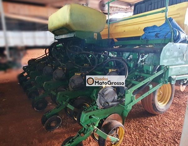 PLANTADEIRA JOHN DEERE 2126 26 LINHAS DE 0,45 CM completo