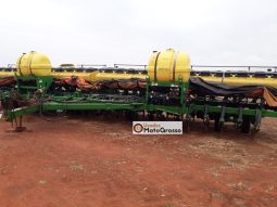 PLANTADEIRA JOHN DEERE CCS 2130 26 LINHAS DE 0,50 CM completo