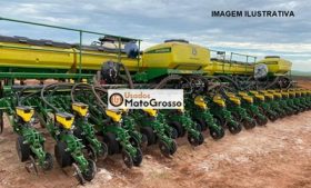 PLANTADEIRA JOHN DEERE CCS 2134  34 LINHAS DE 0,45CM