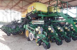 PLANTADEIRA JOHN DEERE DB 74 45 LINHAS DE 0,45 CM completo