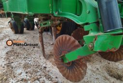 CONJUNTO TRATOR JOHN DEERE 8335R + PLANTADEIRA JOHN DEERE 2130 completo