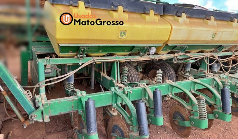 PLANTADEIRA JOHN DEERE 2117 COM 15 LINHAS DE 0,45 CM completo