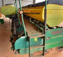 PLANTADEIRA JOHN DEERE 2117 COM 15 LINHAS DE 0,45 CM completo