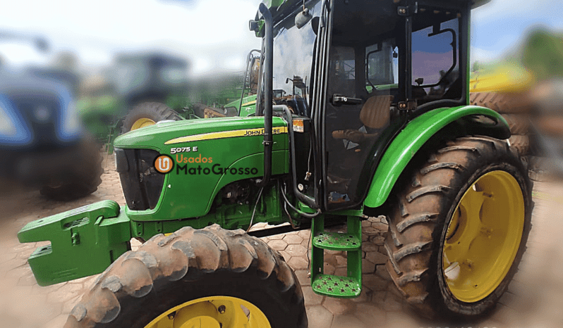 TRATOR  JOHN DEERE 5075 completo