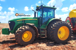 TRATOR JOHN DEERE 7200J – 200CV completo