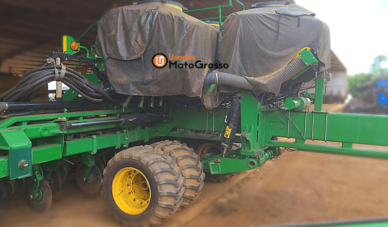 PLANTADEIRA JOHN DEERE DB35 – 35 LINHAS DE 45CM completo