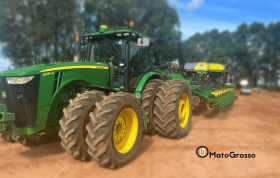 CONJUNTO TRATOR JOHN DEERE 8335 + PLANTADEIRA JOHN DEERE DB 74 – 59 LINHAS