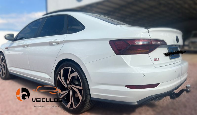 CARRO VOLKSWAGEN JETTA GLI STAGE 2 completo