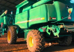 COLHEITADEIRA JOHN DEERE 9650 – 30 PES CARACOL completo