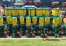 PLANTADEIRA JOHN DEERE  9213 – 11 LINHAS DE 50CM