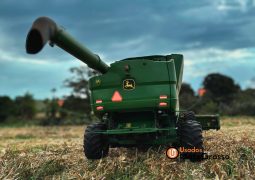 COLHEITADEIRA JOHN DEERE S670 – 35 PES CARACOL completo