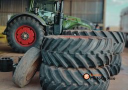 TRATOR FENDT VARIO 1050 completo