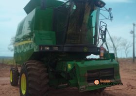 COLHEITADEIRA JOHN DEERE 1450 – 18 PES CARACOL