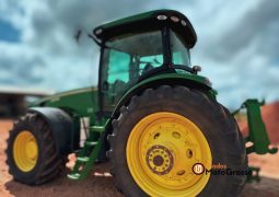 TRATOR JOHN DEERE 8320R completo