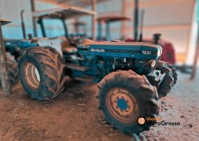 TRATOR NEW HOLLAND 7830