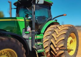 TRATOR JOHN DEERE 8335R