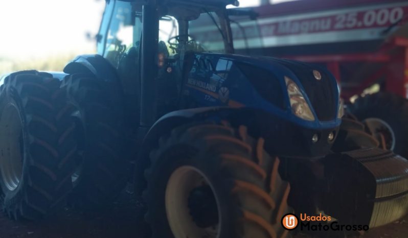 TRATOR NEW HOLLAND T7 – 260/COM PILOTO completo