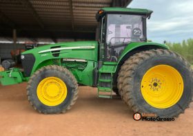 TRATOR JOHN DEERE 7225J – COM PILOTO