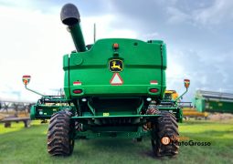 COLHEITADEIRA JOHN DEERE  S660 – 30 PES CARACOL SEM PILOTO, TRANSMISSÃO MECÂNICA completo