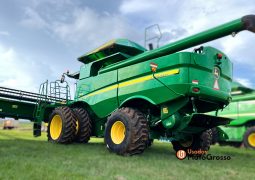 COLHEITADEIRA JOHN DEERE  S660 – 30 PES CARACOL SEM PILOTO, TRANSMISSÃO MECÂNICA completo