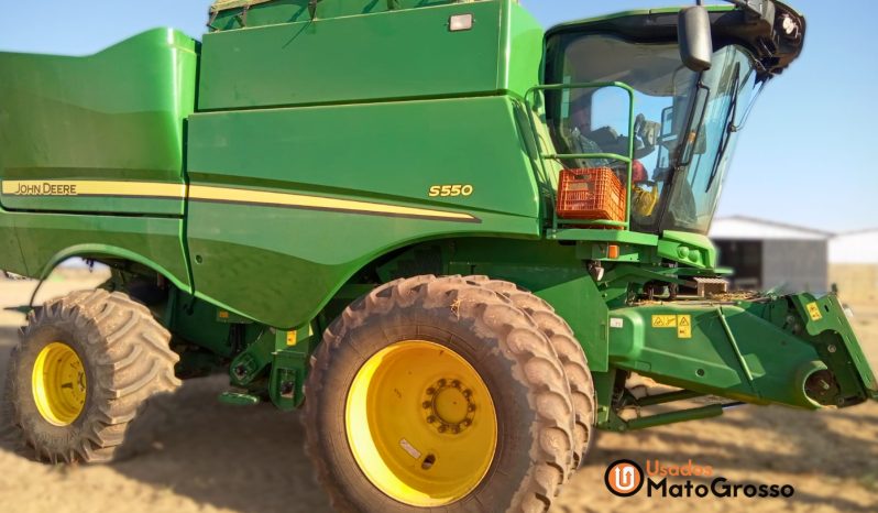 COLHEITADEIRA JOHN DEERE S550 – 25 PES CARACOL completo