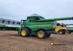 COLHEITADEIRA DE GRÃOS JOHN DEERE S670 – 40 PES DRAPPER COM PILOTO, RECEPTOR STAR FIRE 3000 completo