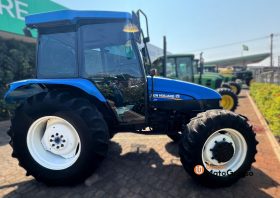 TRATOR NEW HOLLAND TL-85 CABINADO