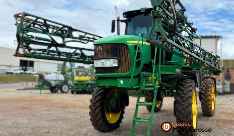 PULVERIZADOR JOHN DEERE 4630 – 24 MTS DE BARRA COM PILOTO/GPS completo