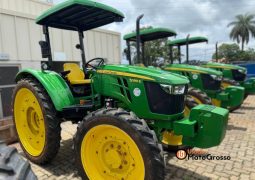 TRATOR JOHN DEERE 5080E completo