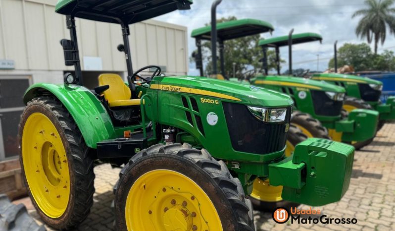 TRATOR JOHN DEERE 5080E completo