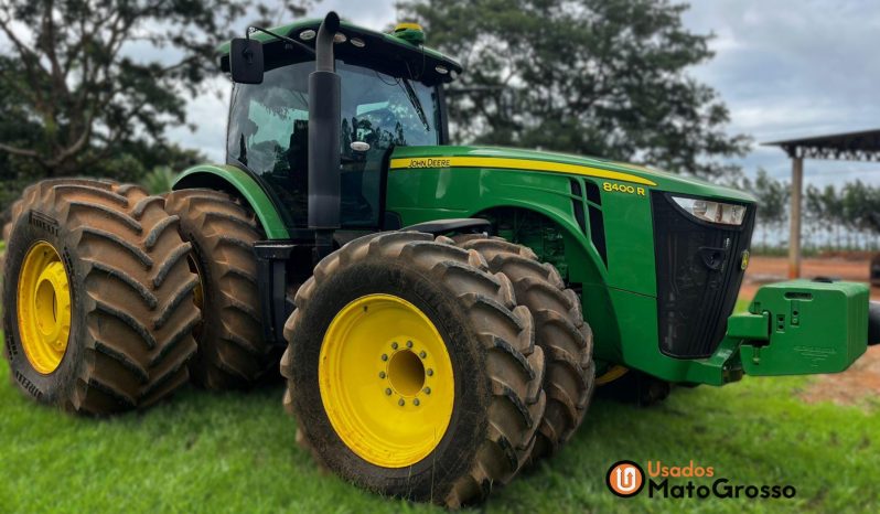 TRATOR JOHN DEERE 8400R completo