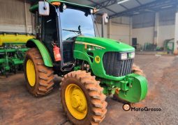 TRATOR JOHN DEERE 5090 – 4X4 (MOTOR NOVO) completo