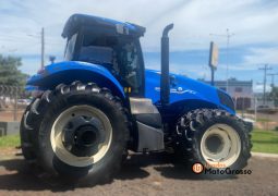 TRATOR NEW HOLLAND T8-385 COM PILOTO FILIPADO DIANTEIRO E TRASEIRO completo