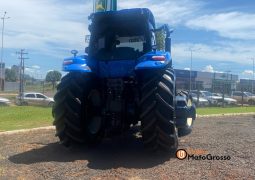 TRATOR NEW HOLLAND T8-385 COM PILOTO FILIPADO DIANTEIRO E TRASEIRO completo